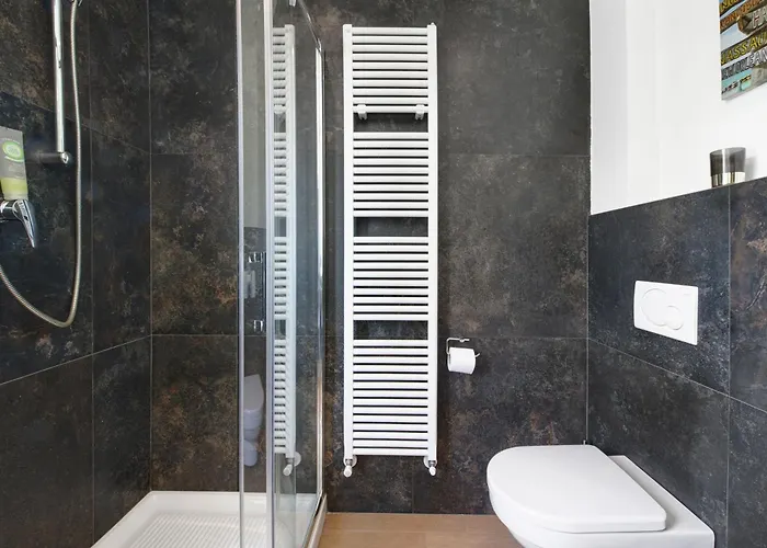 Savi View And Pool Торри-дель-Бенако