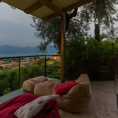 Savi View And Pool Villa *