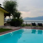 Savi View And Pool *